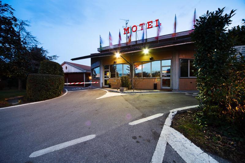 Motel Autosole Cornegliano Laudense Exteriér fotografie